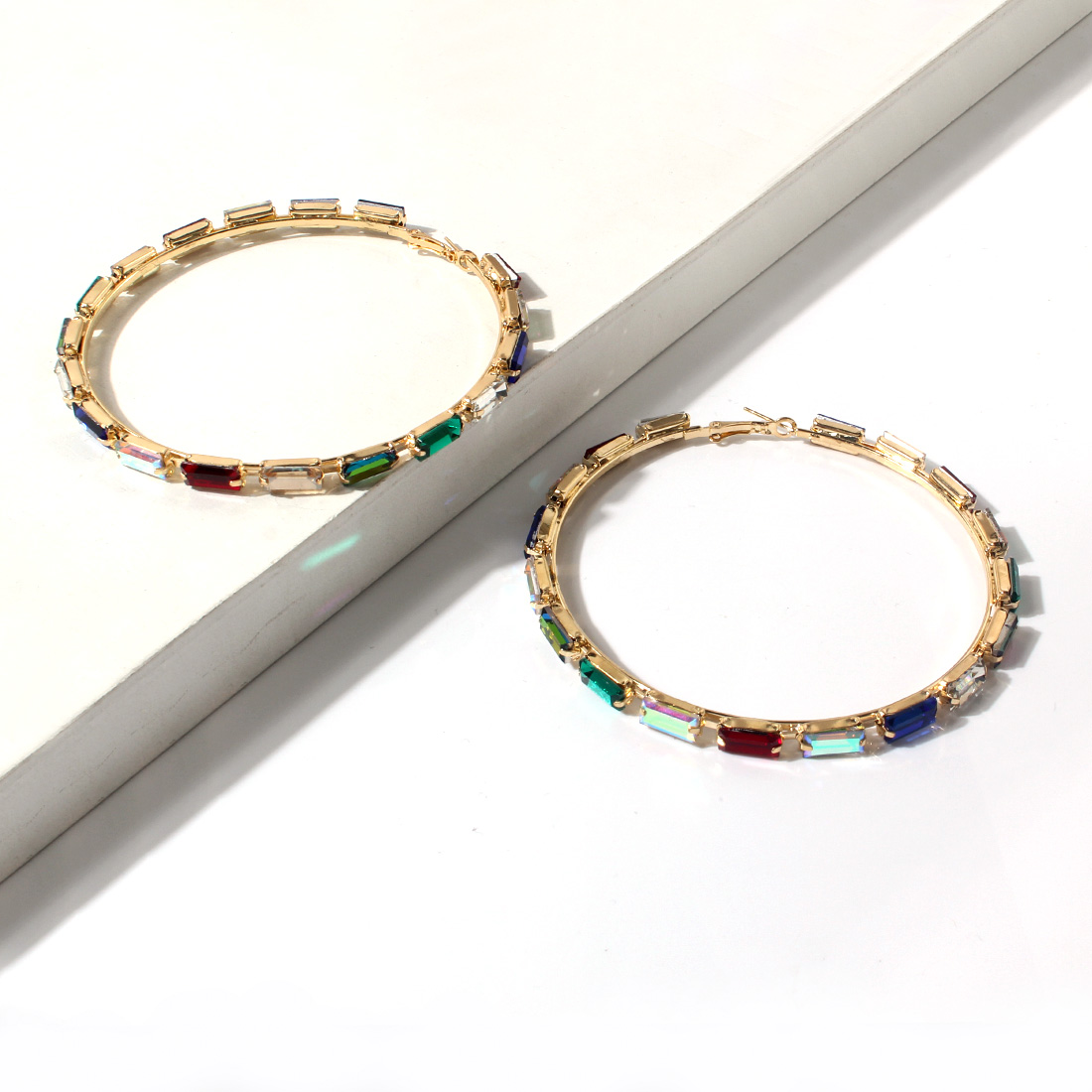Wholesale Jewelry 1 Pair Simple Style Round Alloy Glass Glass Hoop Earrings display picture 4