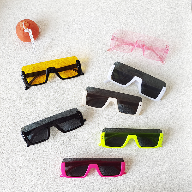 Ins Style Solid Color Pc Resin Square Half Frame Kids Sunglasses display picture 1
