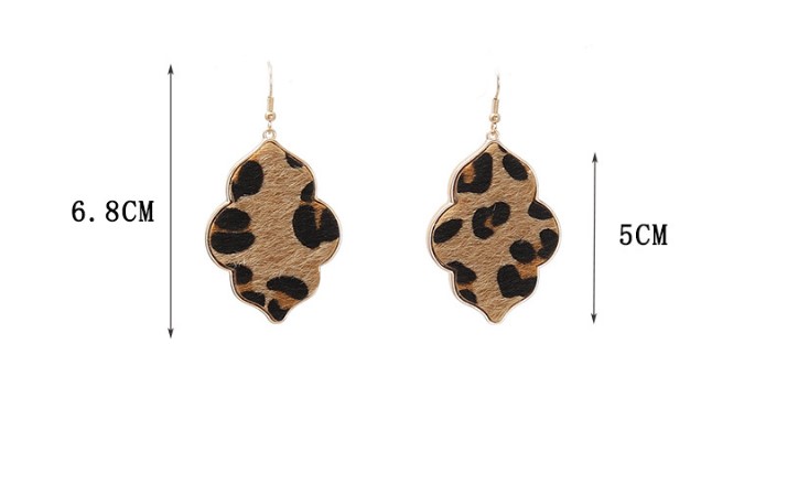 1 Pair Retro Leaf Leopard Inlay Alloy Wood Pu Shell Drop Earrings display picture 4