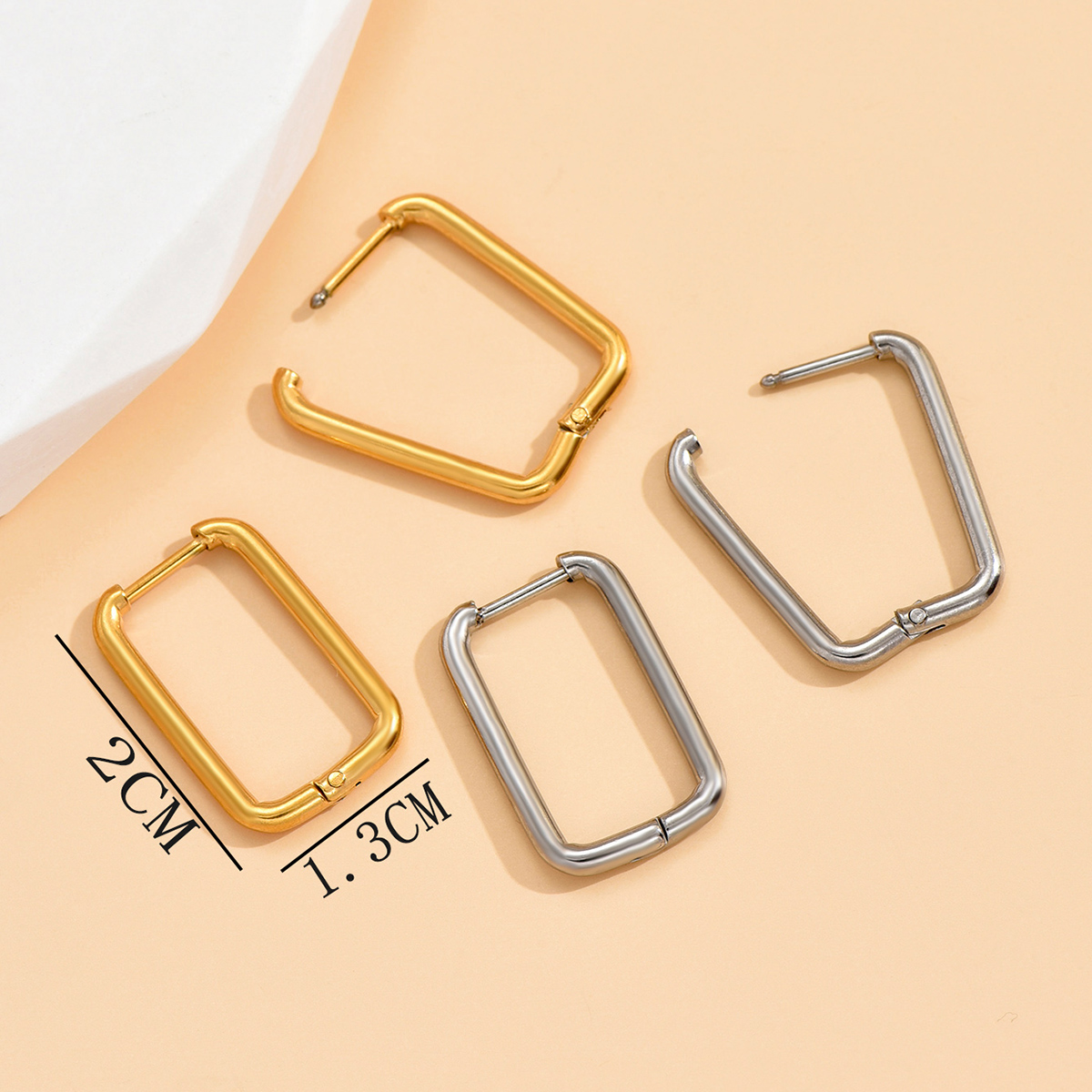 1 Pair Simple Style Rectangle Plating 304 Stainless Steel 14K Gold Plated Hoop Earrings display picture 3