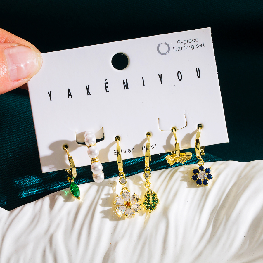 1 Set Yakemiyou Flower Copper Plating Inlay Zircon 14k Gold Plated Drop Earrings display picture 4