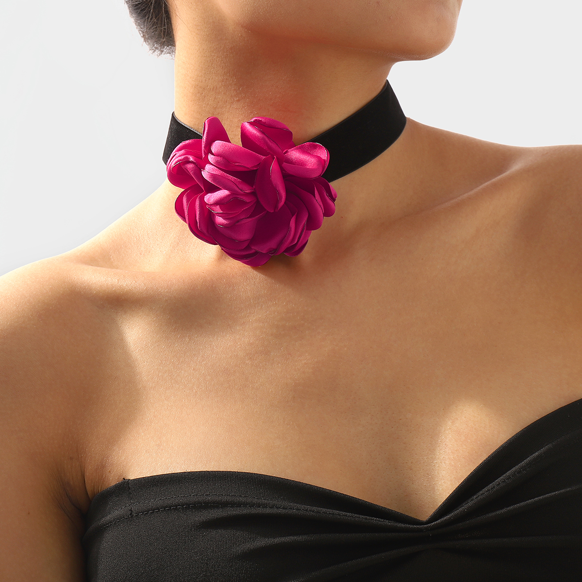 Wholesale Jewelry Simple Style Flower Flocking Cloth Iron Fabric Flowers Choker display picture 2
