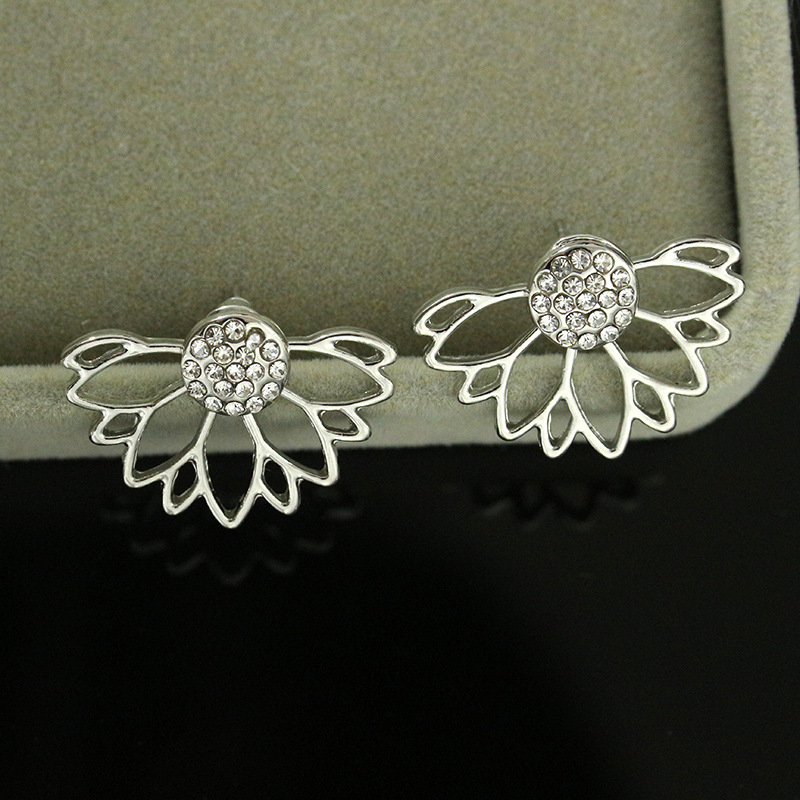 Bijoux En Gros 1 Paire Style Simple Lotus Alliage Diamant Artificiel Plaqué Or Plaqué Argent Boucles D'oreilles display picture 8
