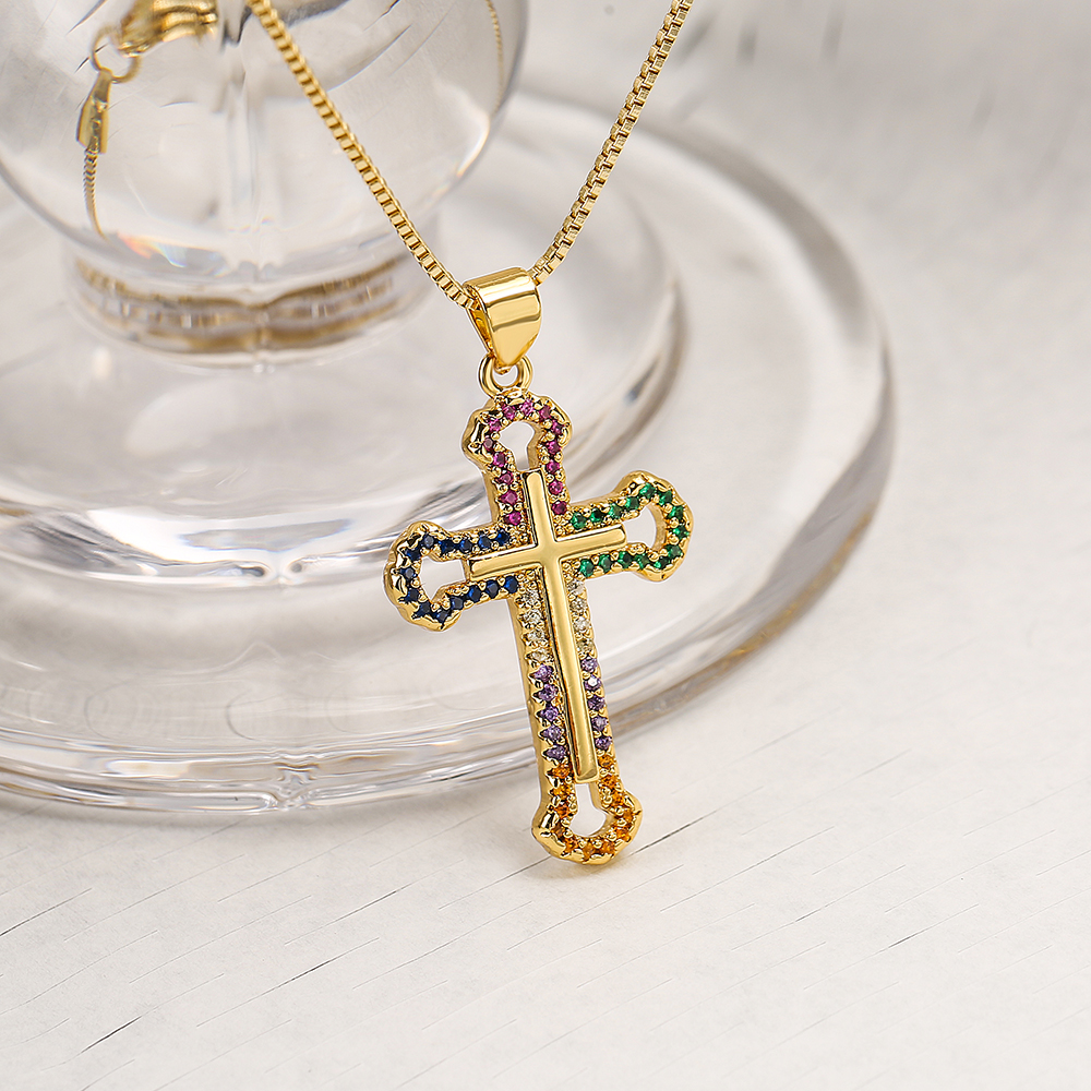 Simple Style Cross Copper Plating Inlay Zircon 18k Gold Plated Pendant Necklace display picture 7