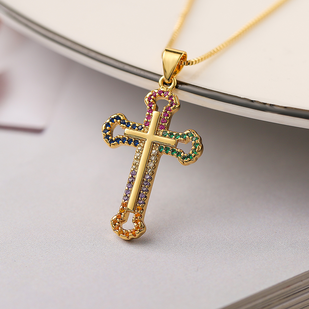 Simple Style Cross Copper Plating Inlay Zircon 18k Gold Plated Pendant Necklace display picture 3