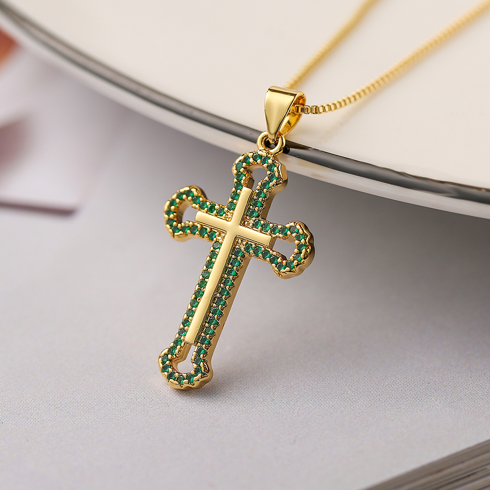 Simple Style Cross Copper Plating Inlay Zircon 18k Gold Plated Pendant Necklace display picture 6