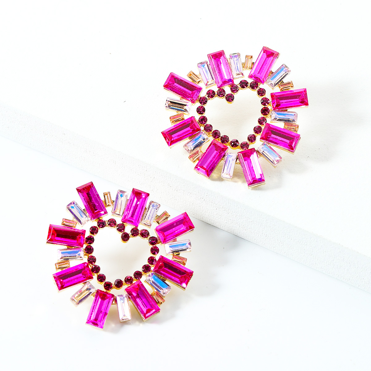Wholesale Jewelry 1 Pair Glam Heart Shape Alloy Artificial Gemstones Ear Studs display picture 8