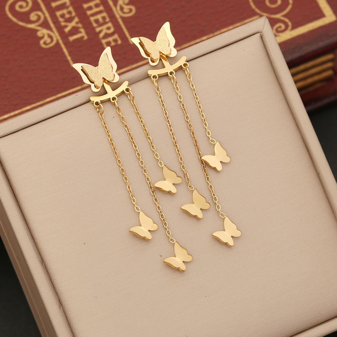 Stainless Steel 18K Gold Plated Elegant Plating Inlay Butterfly Artificial Diamond Bracelets Earrings Necklace display picture 6