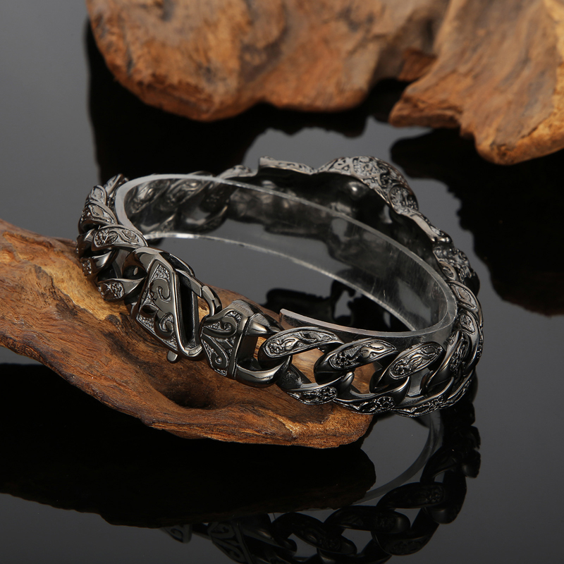 1 Piece Hip-hop Skull Titanium Steel Inlay Rhinestones Men's Bracelets display picture 2