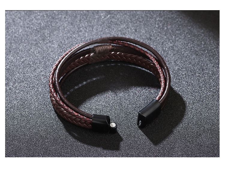 Hip-hop Solid Color Classic Style Solid Color Pu Leather Alloy Men's Wristband Bracelets Bangle display picture 6