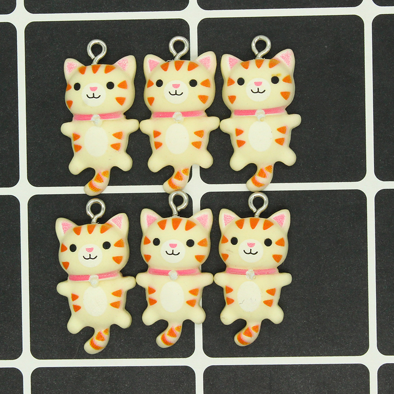 Cute Cat Resin Pendants display picture 6