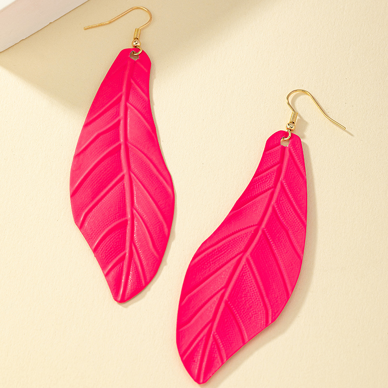 1 Pair Vacation Leaves Spray Paint Plating Iron Drop Earrings display picture 4