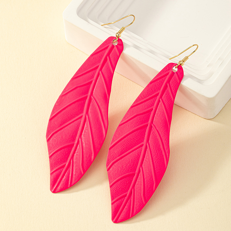 1 Pair Vacation Leaves Spray Paint Plating Iron Drop Earrings display picture 3