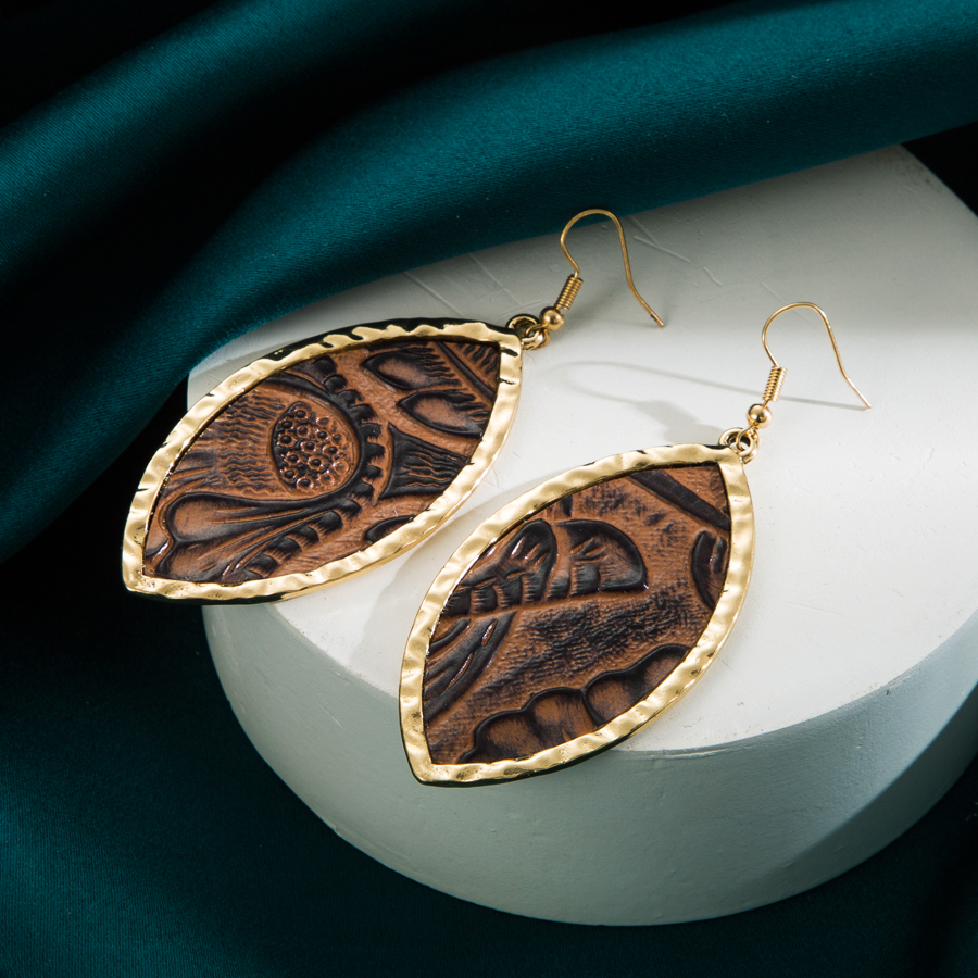1 Pair Elegant Simple Style Printing Leaves Plating Alloy Gold Plated Drop Earrings display picture 6