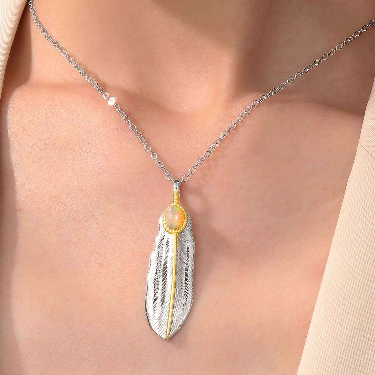 Vintage Style Oval Feather Sterling Silver Plating Inlay Artificial Gemstones 18k Gold Plated Pendant Necklace display picture 20