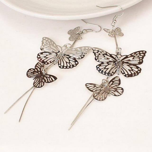 Wholesale Jewelry 1 Pair Vintage Style Butterfly Metal Gold Plated Silver Plated Drop Earrings display picture 4