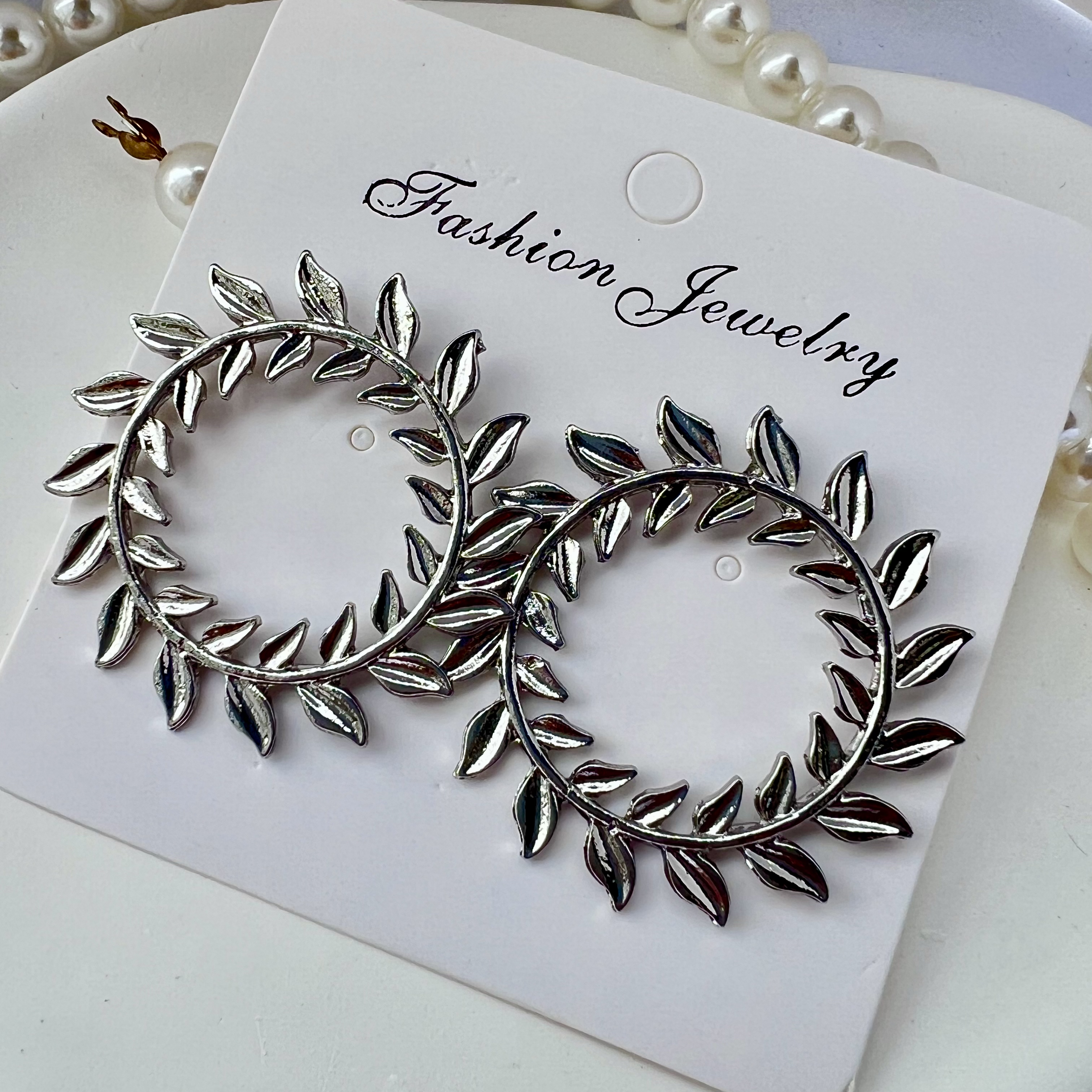 Wholesale Jewelry 1 Pair Vintage Style Leaves Alloy Gold Plated Silver Plated Ear Studs display picture 4