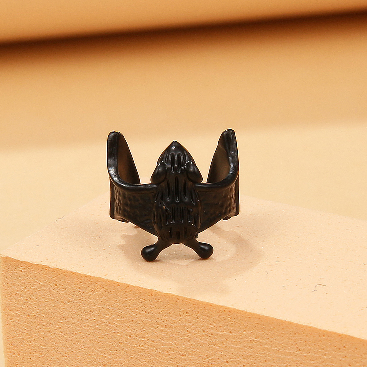 1 Piece Gothic Bat Copper Plating 14k Gold Plated Ear Clips display picture 4