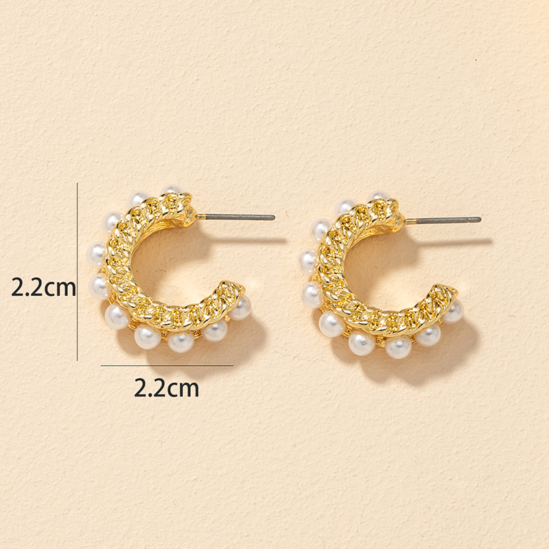 1 Pair Retro C Shape Plating Imitation Pearl Alloy Ear Studs display picture 5