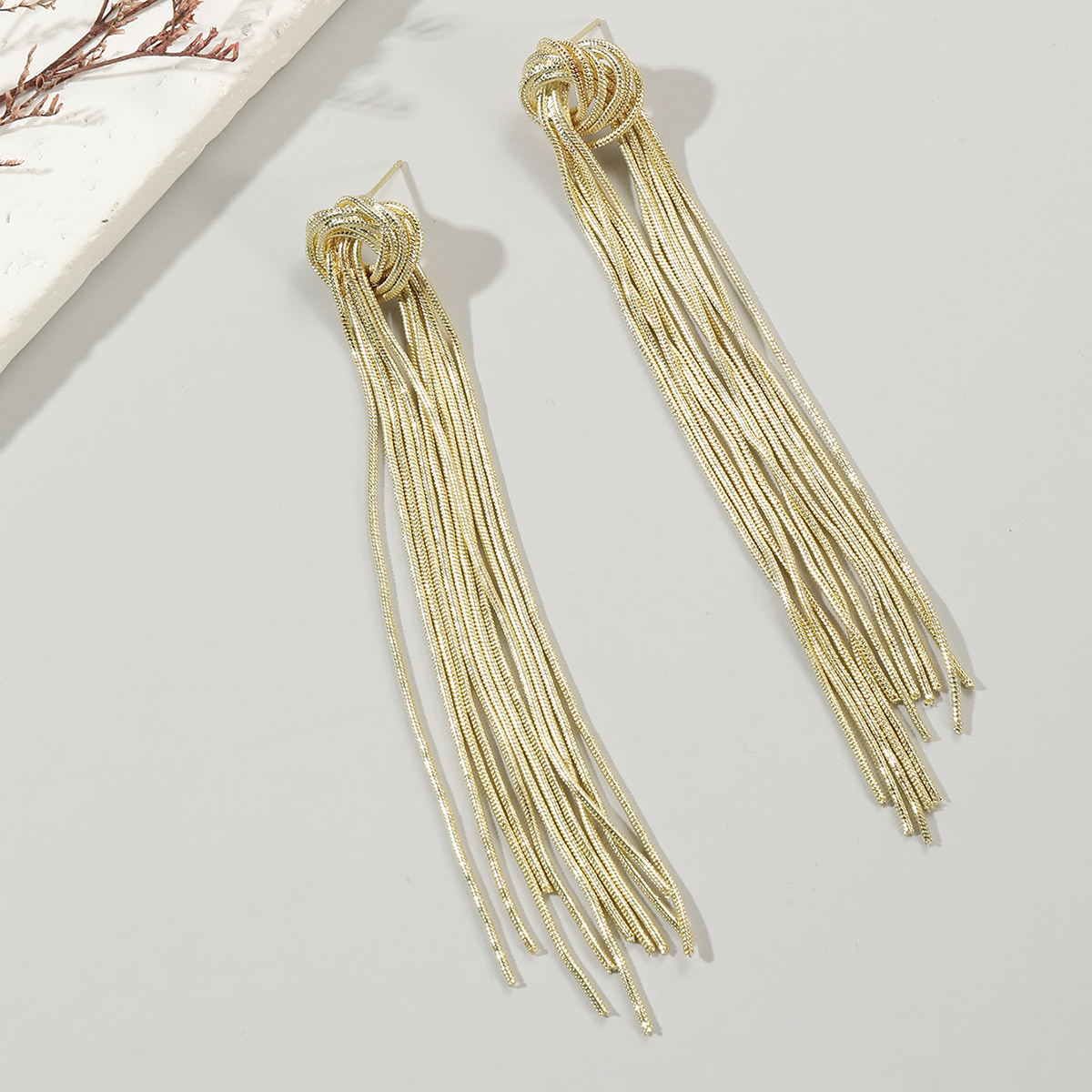 1 Pair Ins Style Tassel Knot Alloy Drop Earrings display picture 2