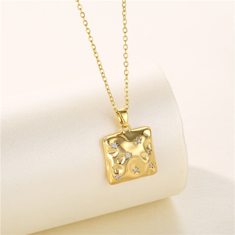 Stainless Steel Titanium Steel 18K Gold Plated Artistic Plating Inlay Geometric Circle Flower Zircon Pendant Necklace display picture 1