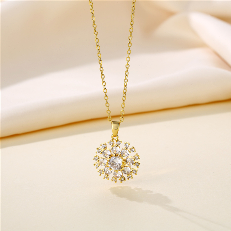 Stainless Steel Titanium Steel 18K Gold Plated Artistic Plating Inlay Geometric Circle Flower Zircon Pendant Necklace display picture 25