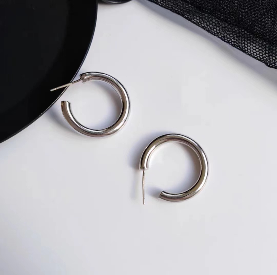 1 Pair Simple Style C Shape Plating Stainless Steel Ear Studs display picture 4