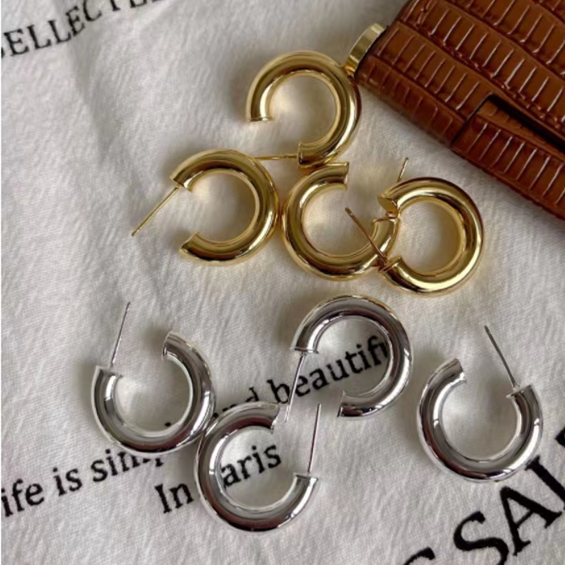 1 Pair Simple Style C Shape Plating Stainless Steel Ear Studs display picture 6