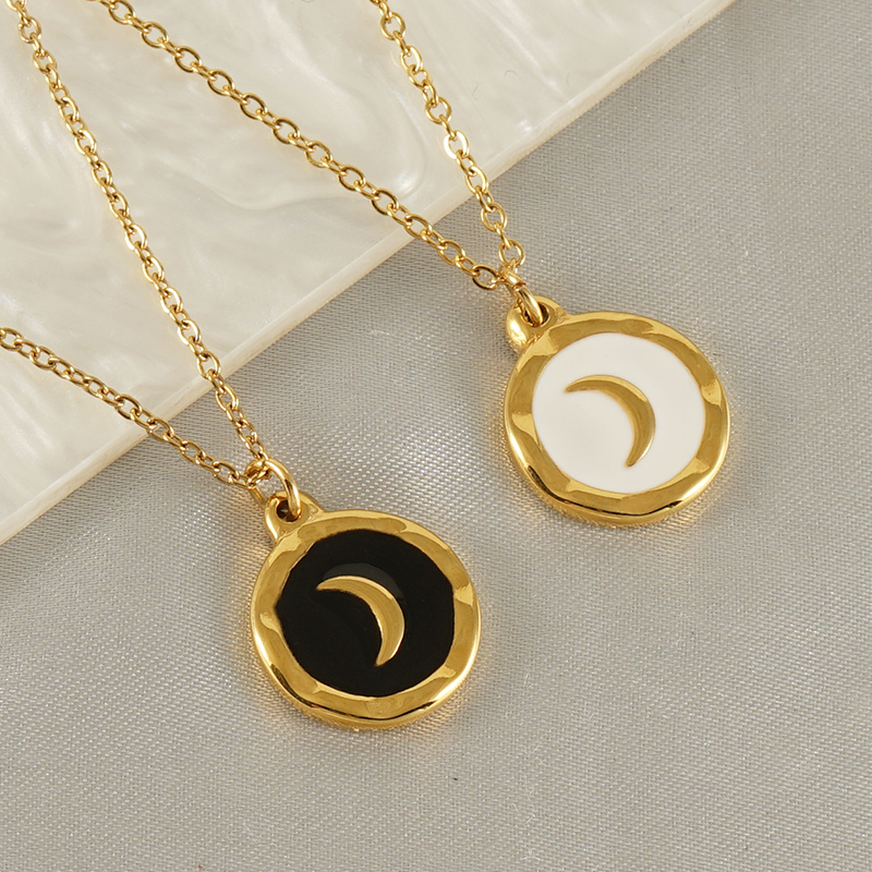 Stainless Steel 18K Gold Plated Hip-Hop Commute Cool Style Enamel Plating Moon Titanium Steel Pendant Necklace display picture 5