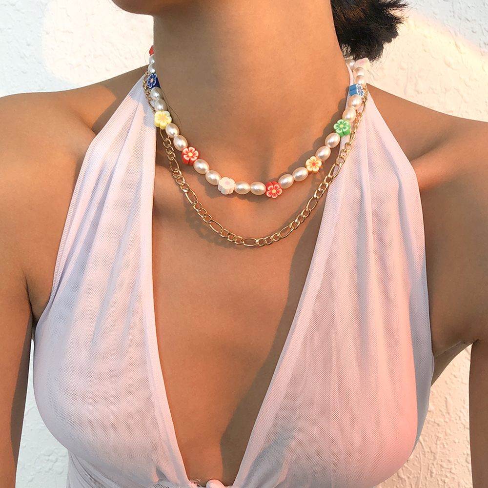 Hawaiian Vacation Bohemian Flower Imitation Pearl Alloy Soft Clay Beaded Layered Women's Layered Necklaces display picture 3