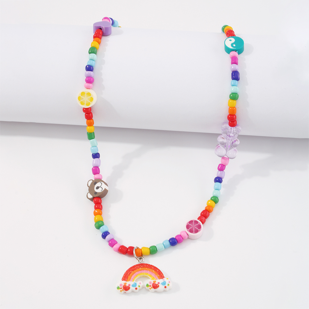 Vacation Little Bear Rainbow Heart Shape Alloy Seed Bead Soft Clay Inlay Resin Women's Pendant Necklace display picture 6