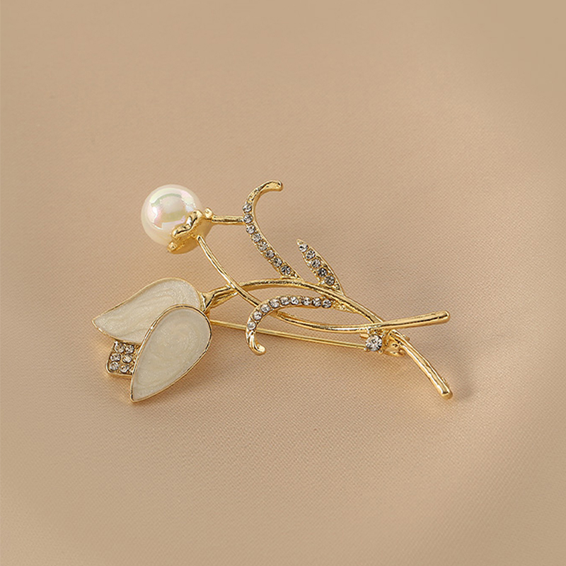 Sweet Flower Alloy Inlay Pearl Women'S Brooches display picture 5