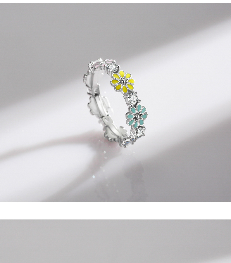 Simple Style Daisy Sterling Silver Inlay Zircon Rings display picture 6