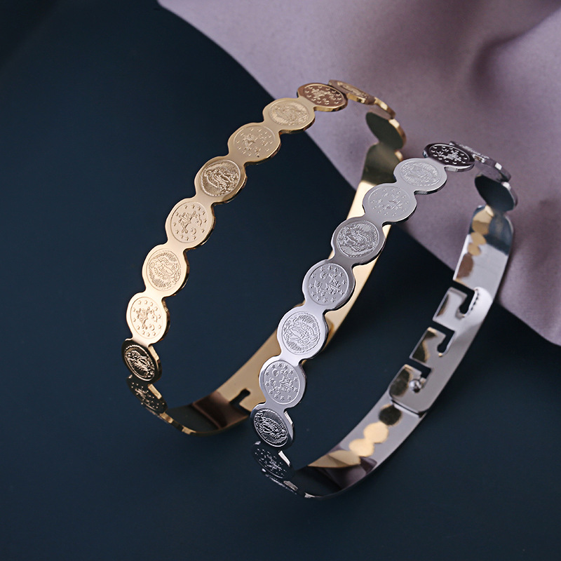 Wholesale Retro Round Stainless Steel Bangle display picture 1