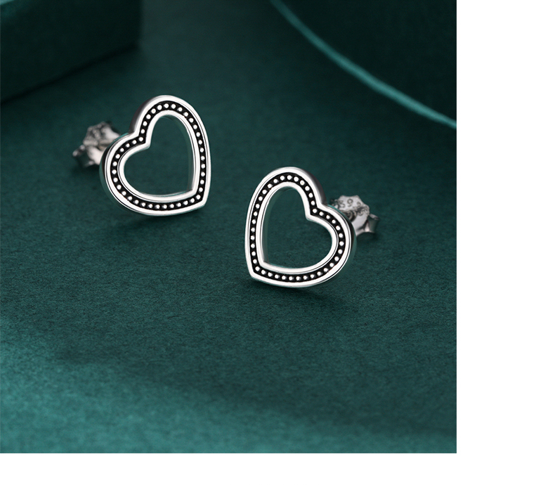 1 Pair Simple Style Heart Shape Sterling Silver Plating Three-dimensional Silver Plated Ear Studs display picture 5