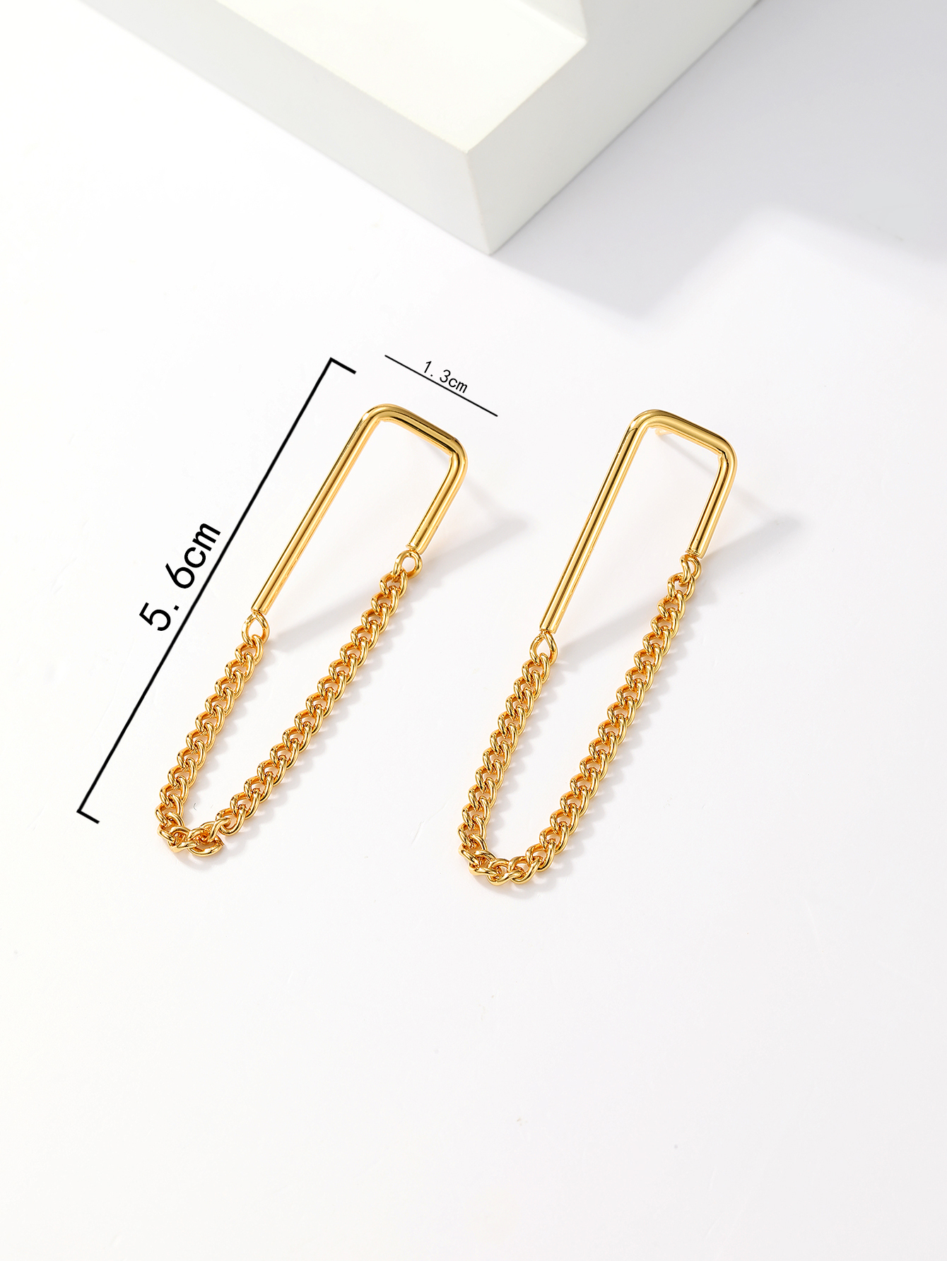1 Pair Simple Style Tassel Solid Color Plating Chain 201 Stainless Steel 18K Gold Plated Drop Earrings display picture 18