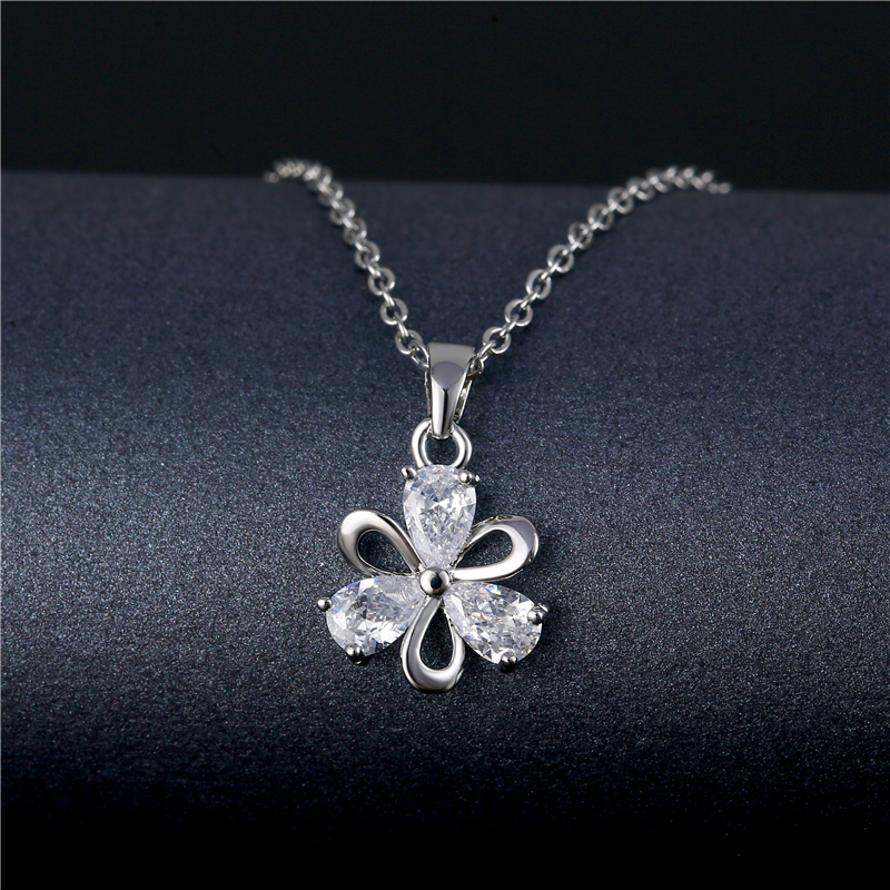 Stainless Steel Titanium Steel White Gold Plated Korean Style Plating Inlay Peacock Leaves Water Droplets Zircon Pendant Necklace display picture 17