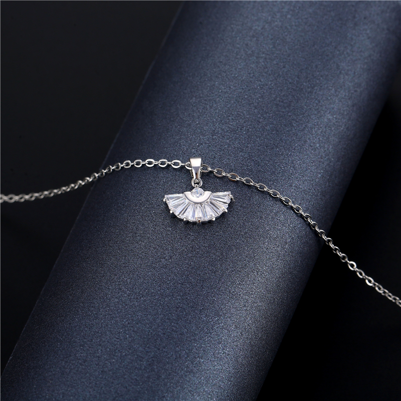 Stainless Steel Titanium Steel White Gold Plated Korean Style Plating Inlay Peacock Leaves Water Droplets Zircon Pendant Necklace display picture 6