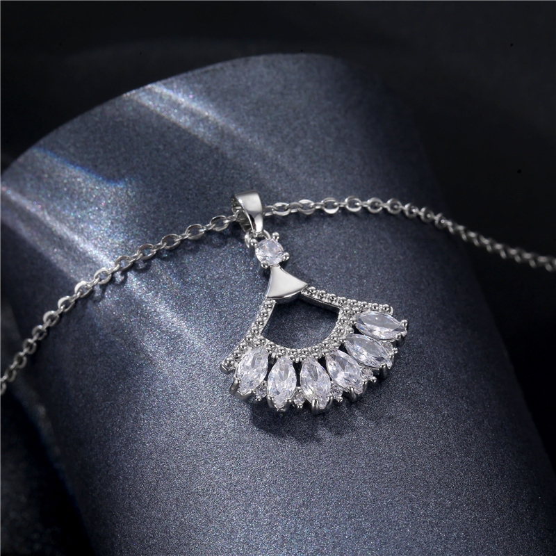 Stainless Steel Titanium Steel White Gold Plated Korean Style Plating Inlay Peacock Leaves Water Droplets Zircon Pendant Necklace display picture 23
