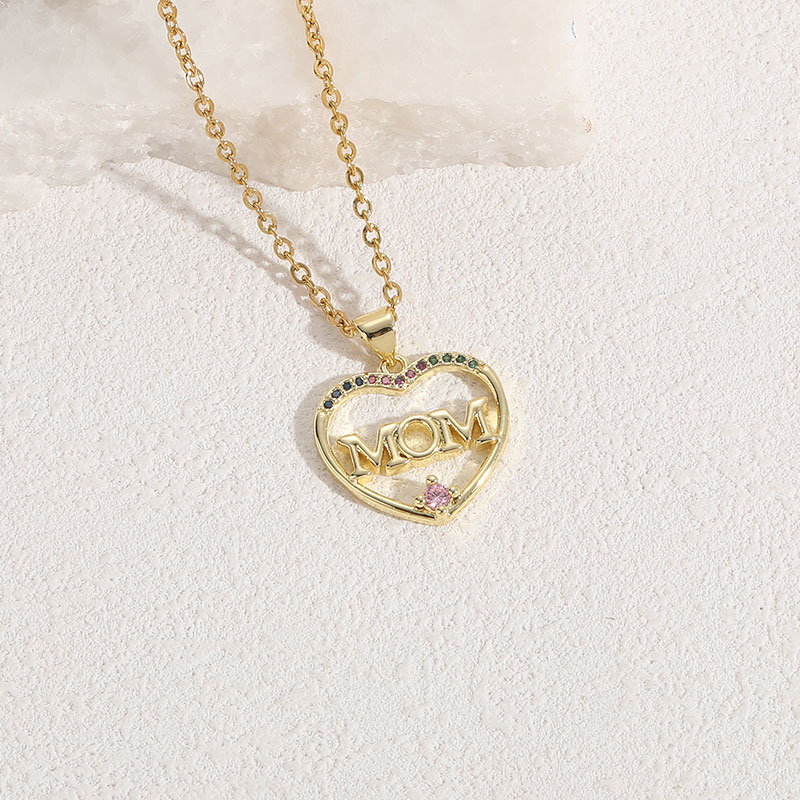 Mama Letter Heart Shape Copper Inlay Zircon 14k Gold Plated Pendant Necklace display picture 1