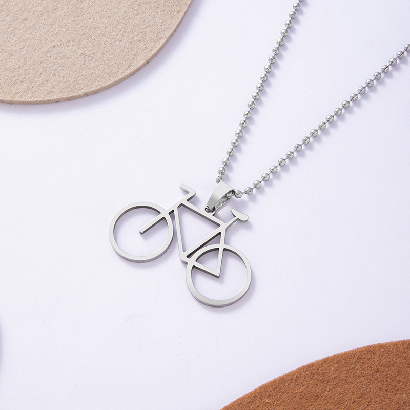 304 Stainless Steel Simple Style Sports Bicycle Pendant Necklace display picture 3