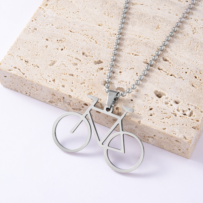 304 Stainless Steel Simple Style Sports Bicycle Pendant Necklace display picture 5