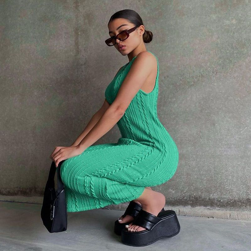Women's Regular Dress Simple Style Round Neck Rib-knit Sleeveless Solid Color Midi Dress Daily display picture 2