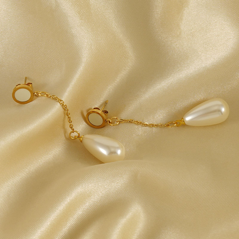 1 Paar Elegant Wassertropfen Inlay Rostfreier Stahl Künstliche Perlen Hülse 18 Karat Vergoldet Tropfenohrringe display picture 3