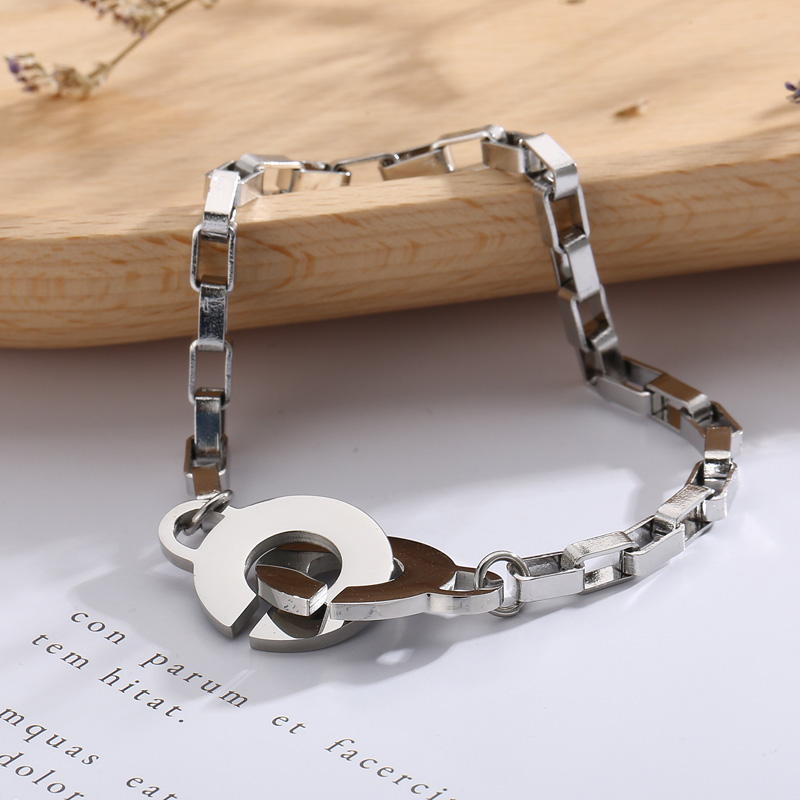 Einfacher Stil Geometrisch Titan Stahl 18 Karat Vergoldet Armbänder In Masse display picture 10