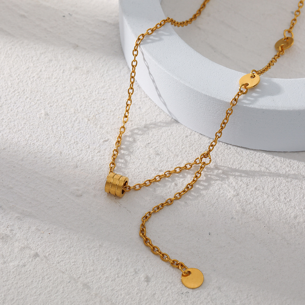 Großhandel Einfacher Stil Geometrisch Rostfreier Stahl 18 Karat Vergoldet Halskette Mit Anhänger display picture 5
