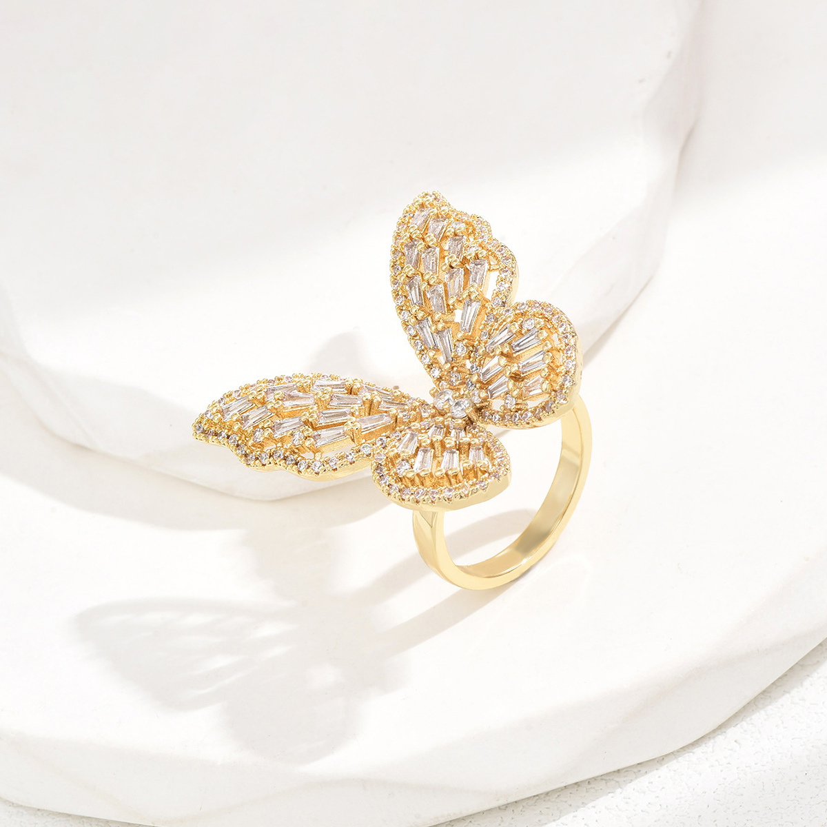 Luxuriös Romantisch Glänzend Schmetterling Kupfer Zirkon Ringe In Masse display picture 2