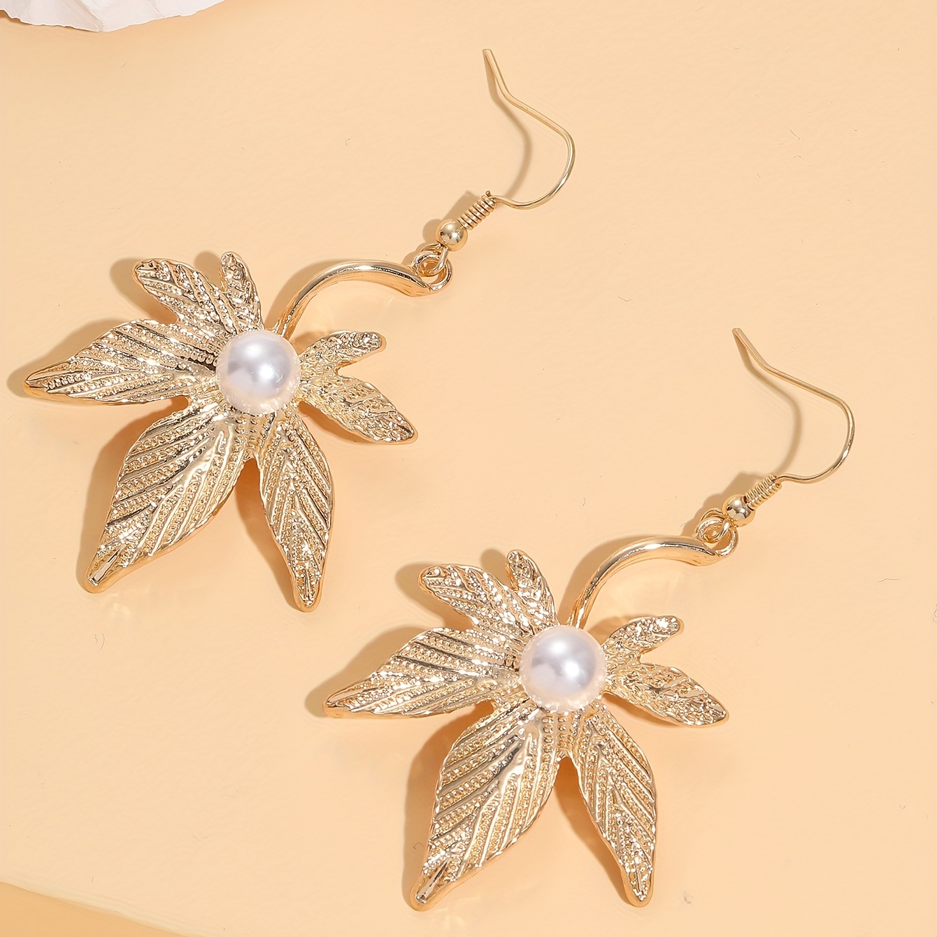 Wholesale Jewelry 1 Pair Modern Style Leaves Titanium Alloy Pearl Drop Earrings display picture 2