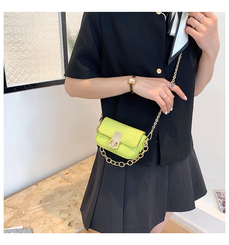 Women's All Seasons Pu Leather Solid Color Cute Metal Button Chain Square Lock Clasp Square Bag display picture 7