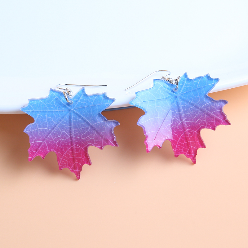 Wholesale Jewelry 1 Pair Hawaiian Maple Leaf Synthetic Resin Drop Earrings display picture 1